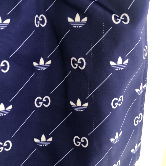 Gucci x Adidas Trefoil Print Shorts - Picture 10 of 11